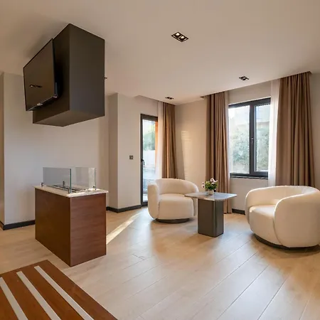 La Miel Hotel