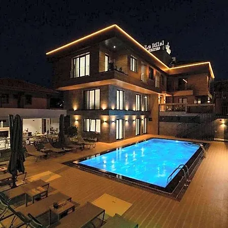 Hotel La Miel *
